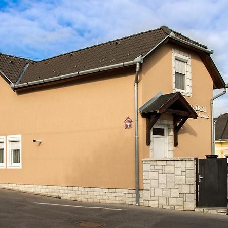 Gardi Apartman Szekszárd المظهر الخارجي الصورة