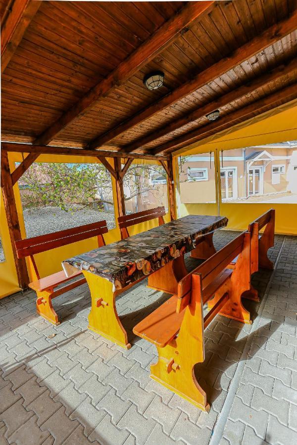 Gardi Apartman Szekszárd المظهر الخارجي الصورة