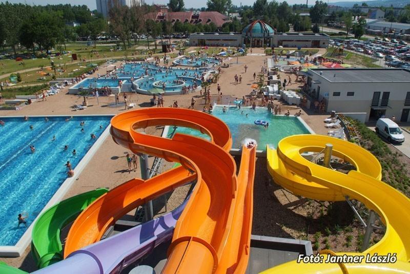 Gardi Apartman Szekszárd الغرفة الصورة