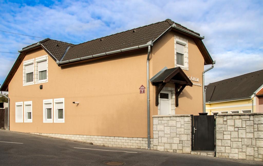 Gardi Apartman Szekszárd المظهر الخارجي الصورة