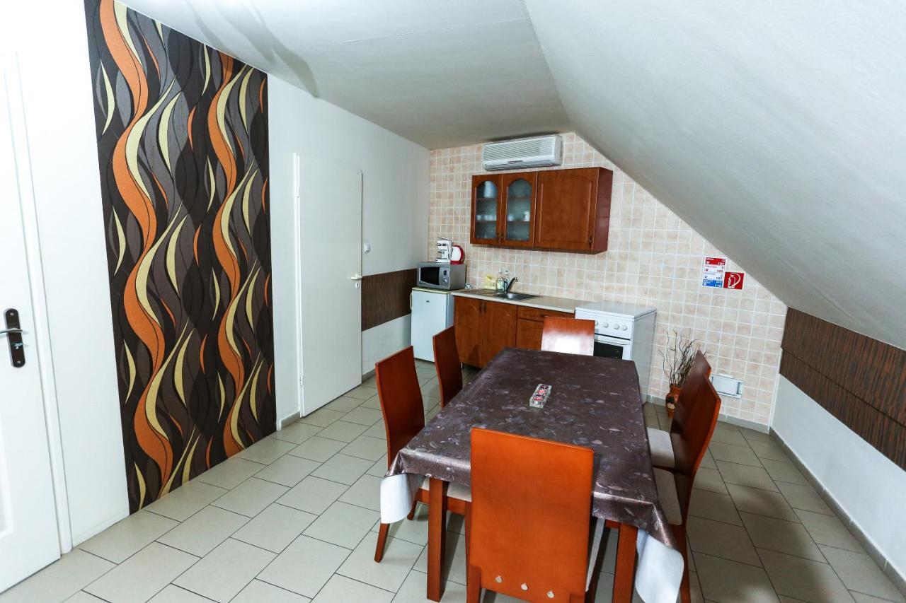 Gardi Apartman Szekszárd المظهر الخارجي الصورة